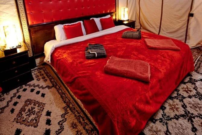 Merzouga Highdune Camp With Heated Tents Bagian luar foto