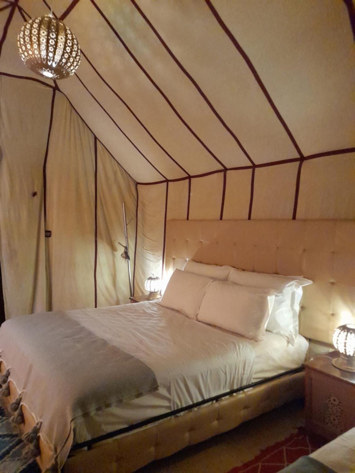 Merzouga Highdune Camp With Heated Tents Bagian luar foto